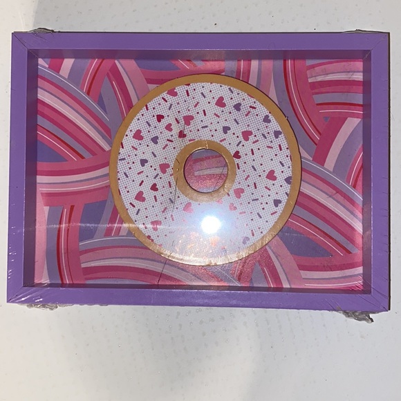 Valentine’s Day🧁 “Sugary Sweet” 🍩 Wall Decor Set - Picture 3 of 4